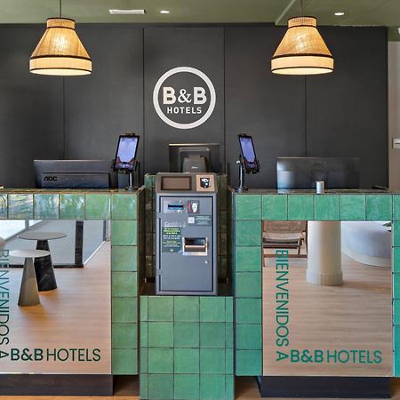 บี แอนด์ บี โฮเต็ล กราโนเยอร์ Hotel Les Franqueses del Valles ภายนอก รูปภาพ