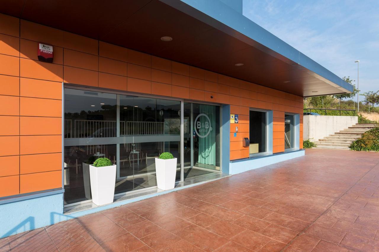 บี แอนด์ บี โฮเต็ล กราโนเยอร์ Hotel Les Franqueses del Valles ภายนอก รูปภาพ