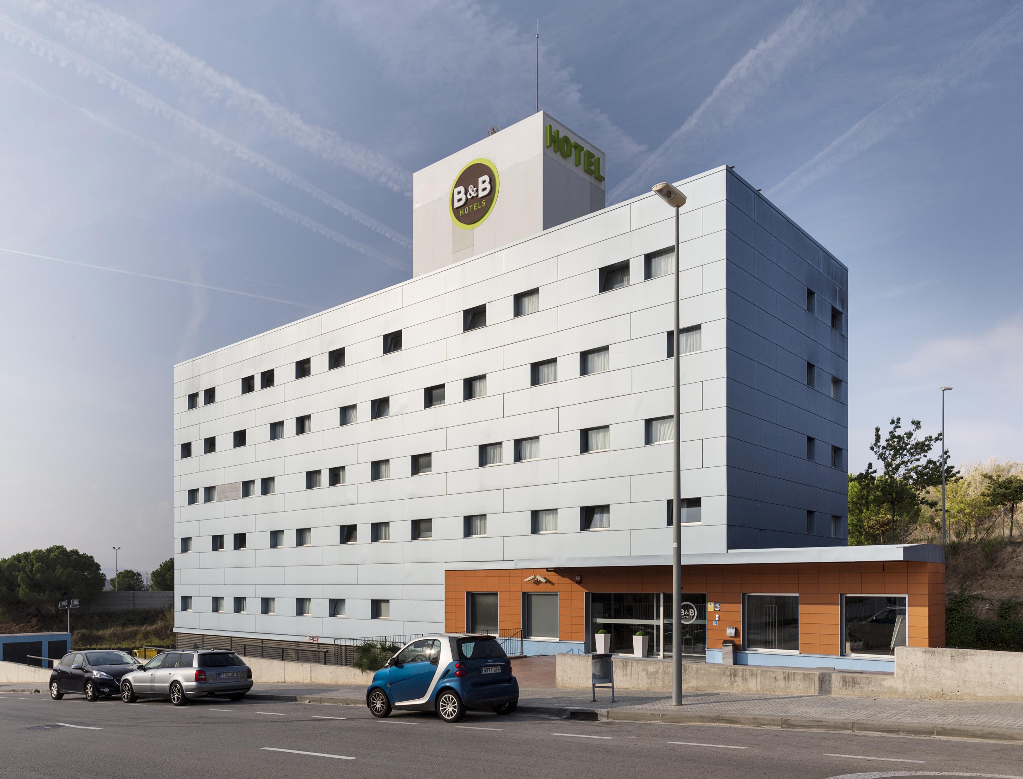 บี แอนด์ บี โฮเต็ล กราโนเยอร์ Hotel Les Franqueses del Valles ภายนอก รูปภาพ