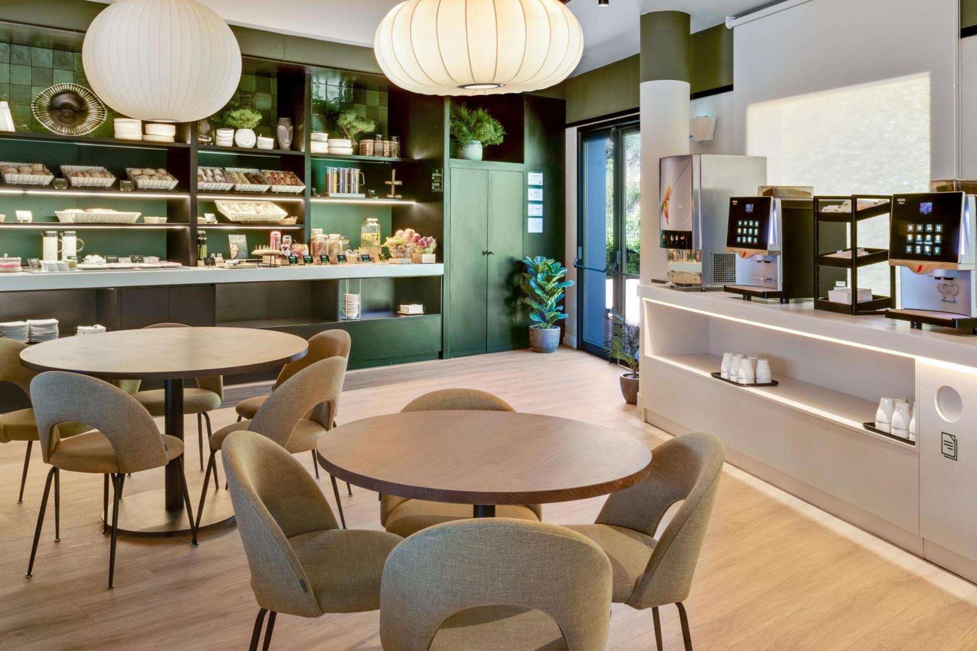 บี แอนด์ บี โฮเต็ล กราโนเยอร์ Hotel Les Franqueses del Valles ภายนอก รูปภาพ