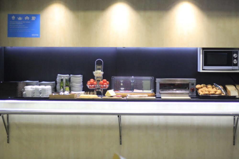 บี แอนด์ บี โฮเต็ล กราโนเยอร์ Hotel Les Franqueses del Valles ภายนอก รูปภาพ
